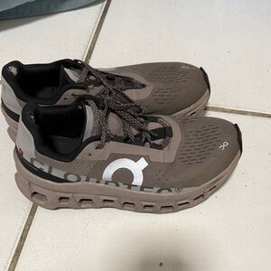 On Running Cloudstratus Sneakers in Brown and Black